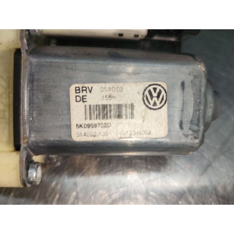 Recambio de motor elevalunas delantero derecho para volkswagen golf vi (5k1) 2.0 tdi referencia OEM IAM 5K0959792  