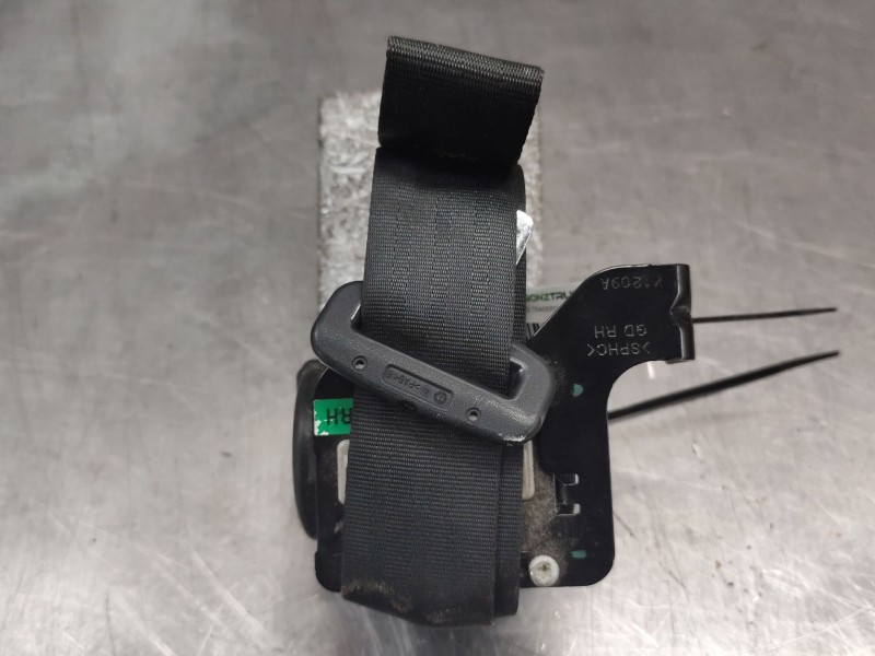 Recambio de cinturon seguridad trasero derecho para hyundai i30 (gd) 1.6 crdi referencia OEM IAM   
