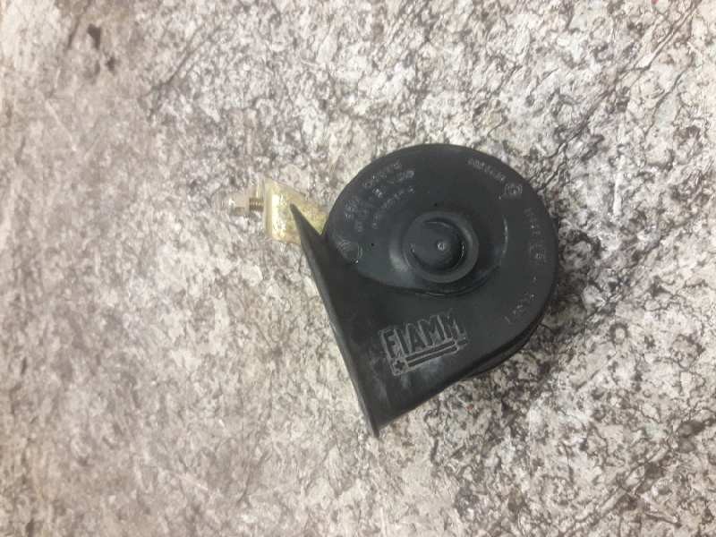 Recambio de claxon para bmw serie 3 compact (e46) 316ti referencia OEM IAM 55306 2 PINS 