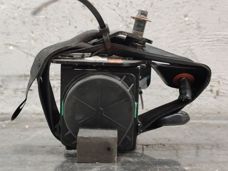 Recambio de cinturon seguridad trasero izquierdo para hyundai i30 (gd) 1.6 crdi referencia OEM IAM   