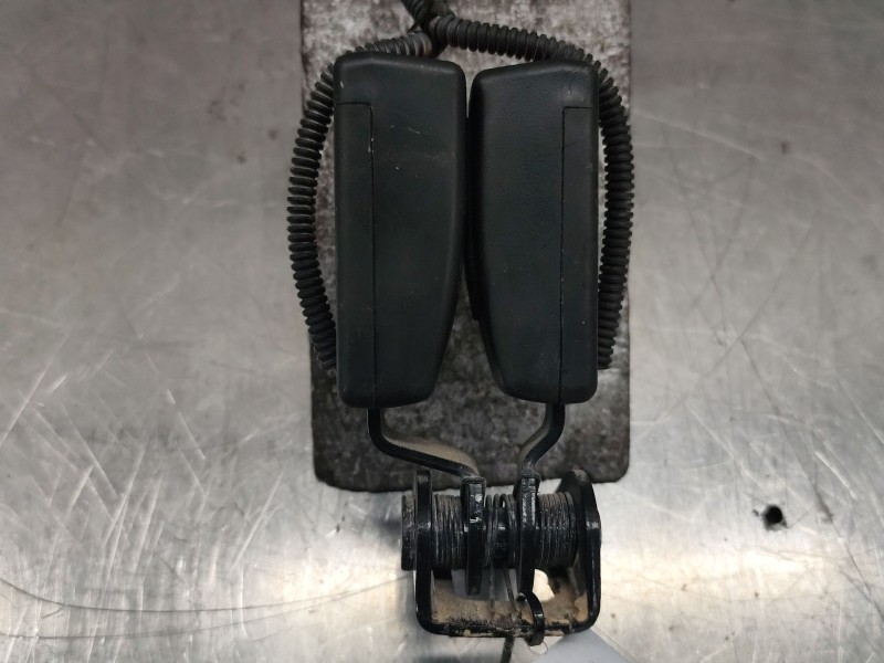 Recambio de enganche de cinturon trasero izquierdo para hyundai i30 (gd) 1.6 crdi referencia OEM IAM   