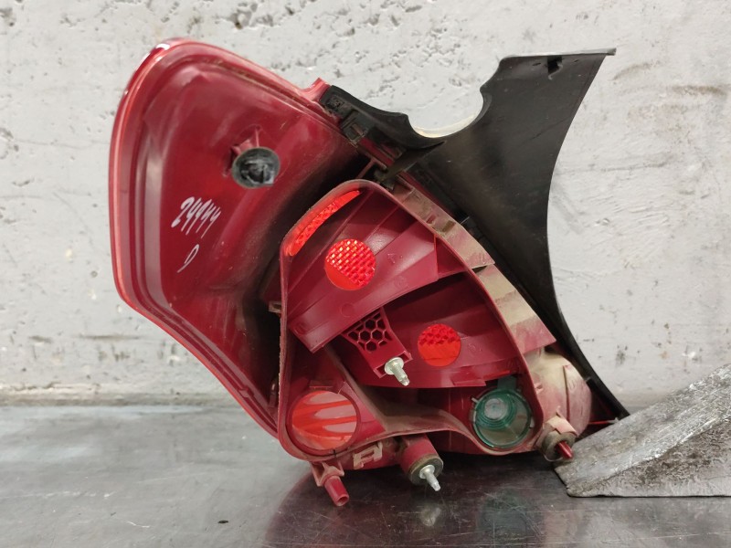 Recambio de piloto trasero derecho para peugeot 308 confort referencia OEM IAM   