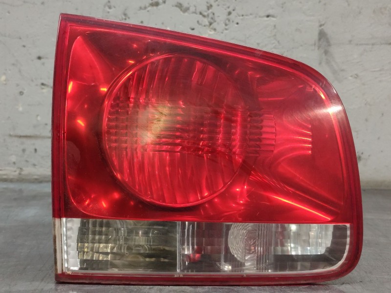 Recambio de piloto trasero izquierdo interior para volkswagen touareg (7l6) tdi v10 referencia OEM IAM   