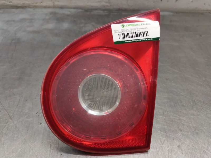 Recambio de piloto trasero derecho interior para volkswagen golf v (1k1) 1.9 tdi referencia OEM IAM   