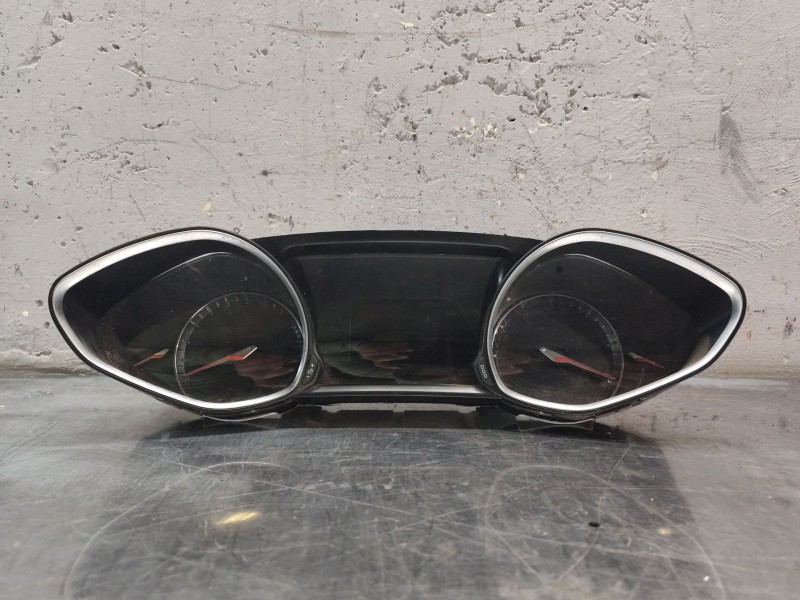 Recambio de cuadro instrumentos para peugeot 308 active referencia OEM IAM 9825206380  