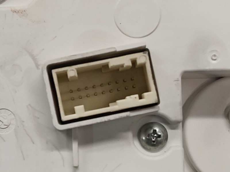 Recambio de cuadro instrumentos para peugeot 308 active referencia OEM IAM 9825206380  