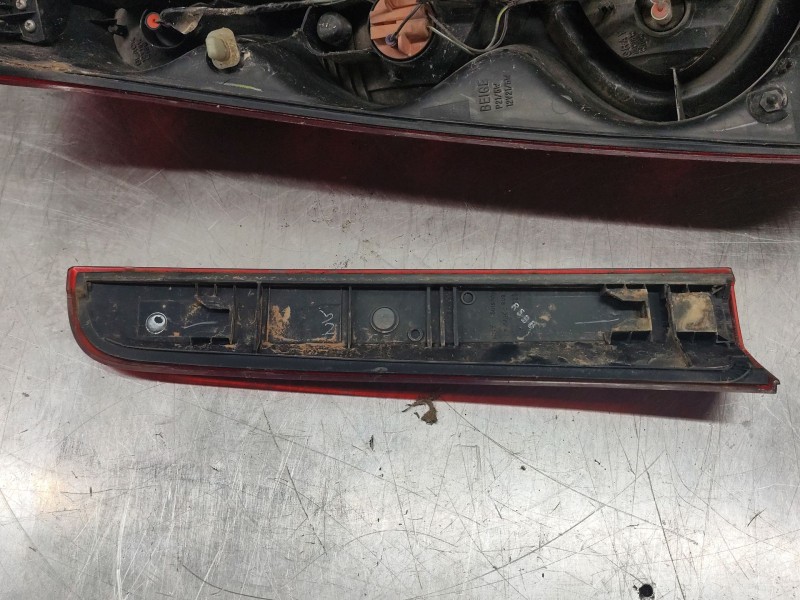 Recambio de piloto trasero derecho para nissan note (e11, ne11) 1.5 dci referencia OEM IAM   