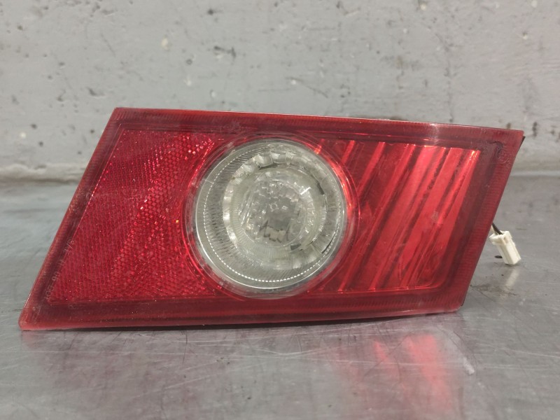 Recambio de piloto trasero izquierdo interior para chevrolet epica lt referencia OEM IAM   