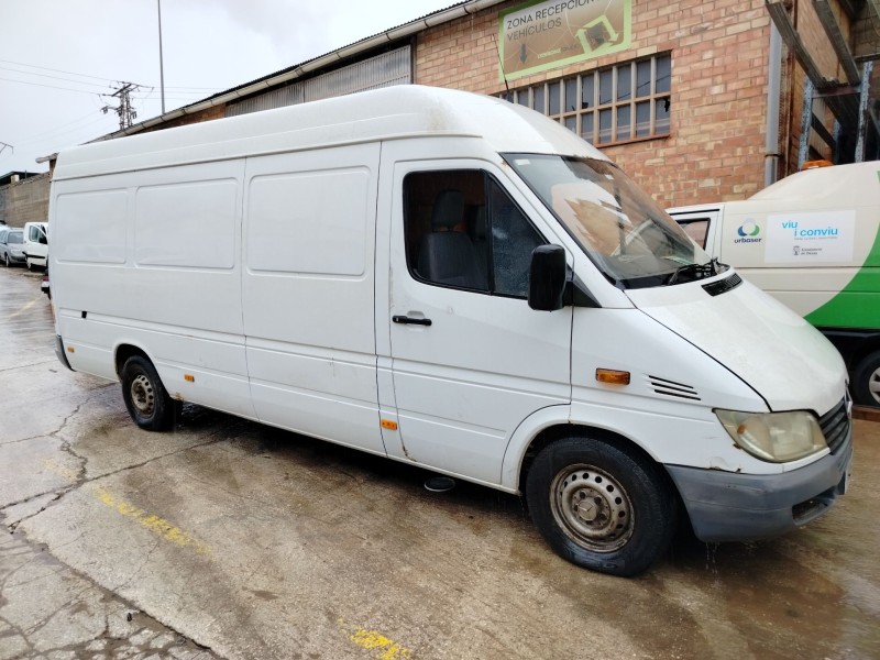 mercedes-benz sprinter 3-t furgoneta (b903) del año 2000