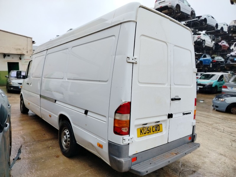 mercedes-benz sprinter 3-t furgoneta (b903) del año 2000