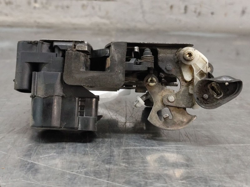 Recambio de cerradura puerta trasera derecha para fiat brava (182_) 1.4 12 v (182.ba) referencia OEM IAM   