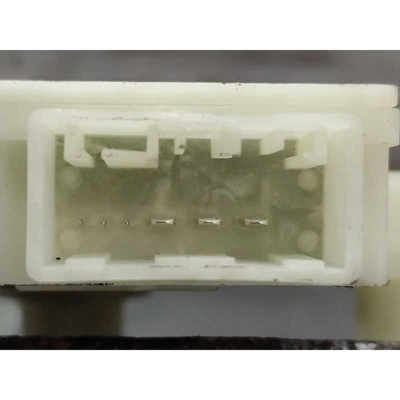 Recambio de motor elevalunas trasero derecho para skoda fabia iii (nj3) 1.4 tdi referencia OEM IAM 6V0959812A  
