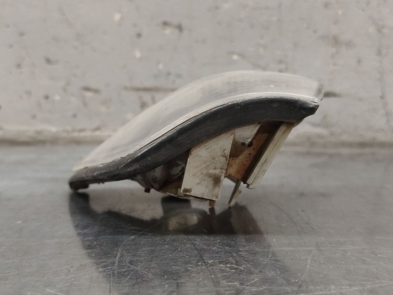 Recambio de piloto delantero izquierdo para bmw serie 3 berlina (e36) 318tds comfort edition referencia OEM IAM   