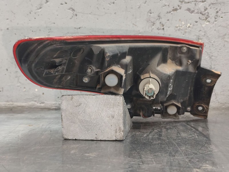 Recambio de piloto trasero derecho para nissan qashqai ii (j11, j11_) 1.5 dci referencia OEM IAM   