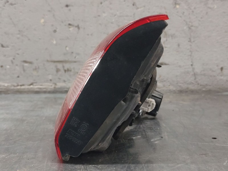 Recambio de piloto trasero derecho interior para nissan qashqai ii (j11, j11_) 1.5 dci referencia OEM IAM   