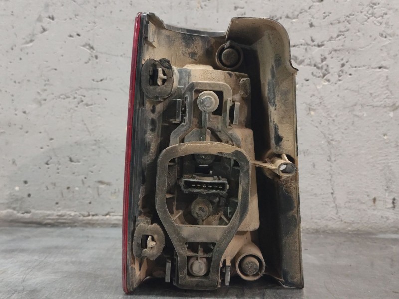 Recambio de piloto trasero derecho para citroën berlingo 1.9 d x plus familiar referencia OEM IAM   