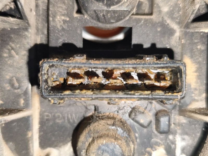 Recambio de piloto trasero derecho para citroën berlingo 1.9 d x plus familiar referencia OEM IAM   