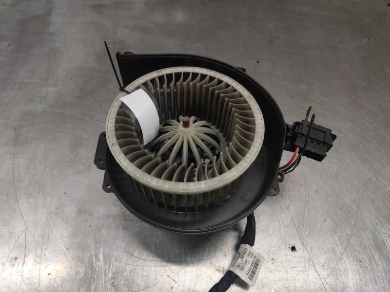 Recambio de motor cierre calefaccion para skoda fabia iii (nj3) 1.4 tdi referencia OEM IAM   