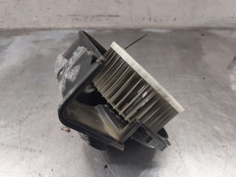 Recambio de motor cierre calefaccion para skoda fabia iii (nj3) 1.4 tdi referencia OEM IAM   