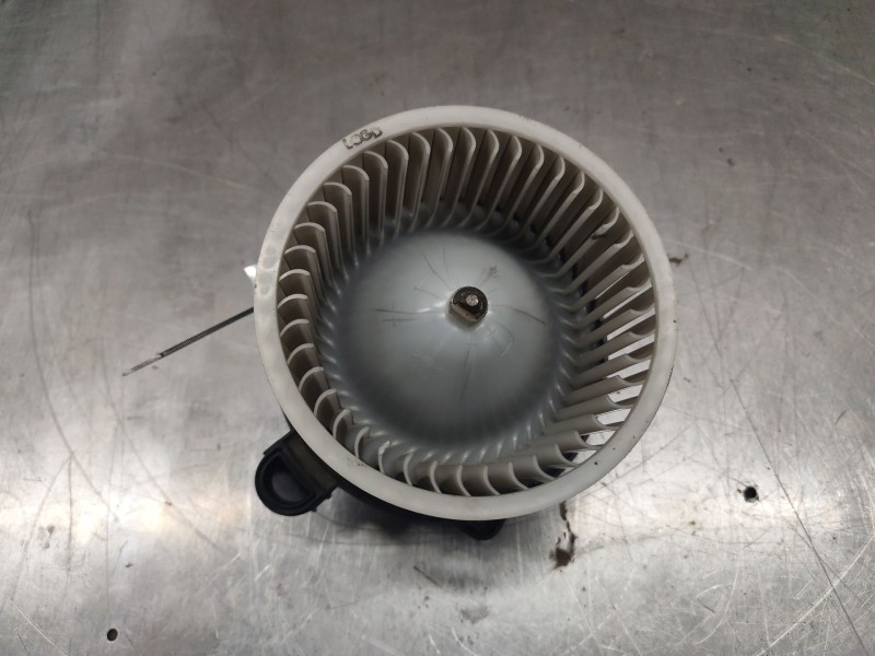 Recambio de motor calefaccion para hyundai i30 (gd) 1.6 crdi referencia OEM IAM 00S3B2474  