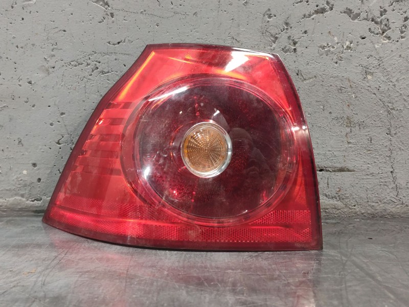 Recambio de piloto trasero izquierdo para volkswagen golf v (1k1) 1.9 tdi referencia OEM IAM   