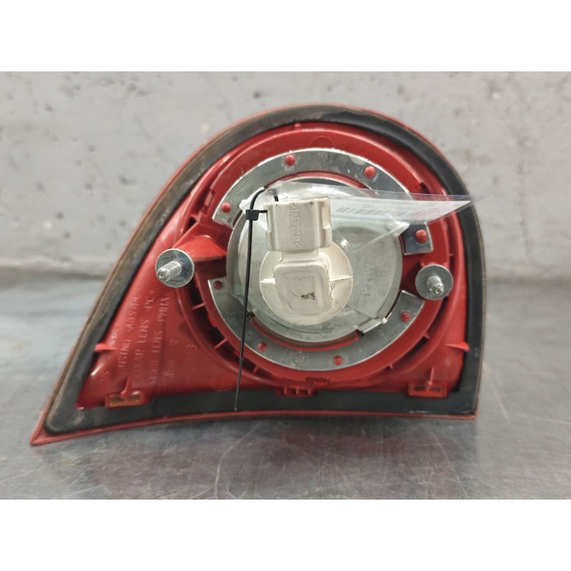 Recambio de piloto trasero derecho interior para volkswagen golf v berlina (1k1) conceptline (e) referencia OEM IAM 1K6945094G  