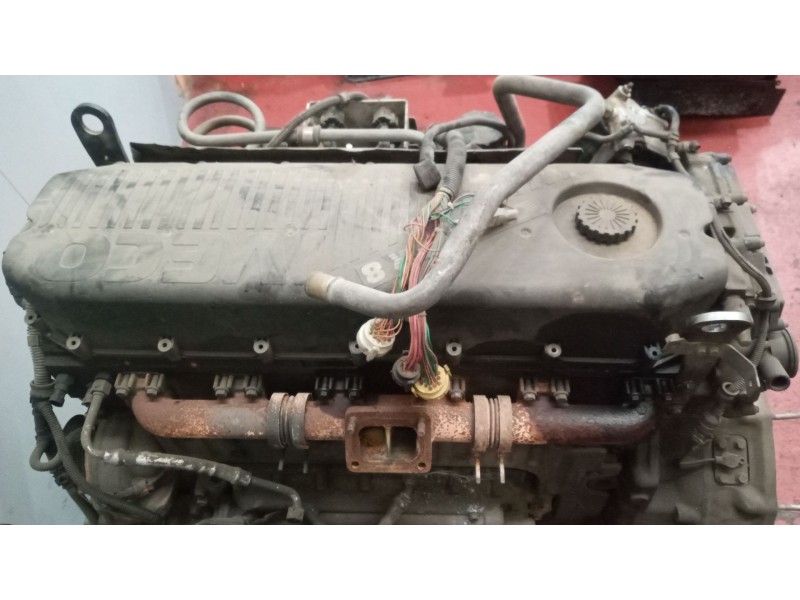 Recambio de despiece motor para iveco eurotech cursor (mh) 7.8 diesel referencia OEM IAM F2BE0681A  