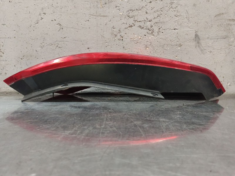 Recambio de piloto trasero izquierdo para nissan x-trail ii (t31) 2.0 dci 4x4 referencia OEM IAM   