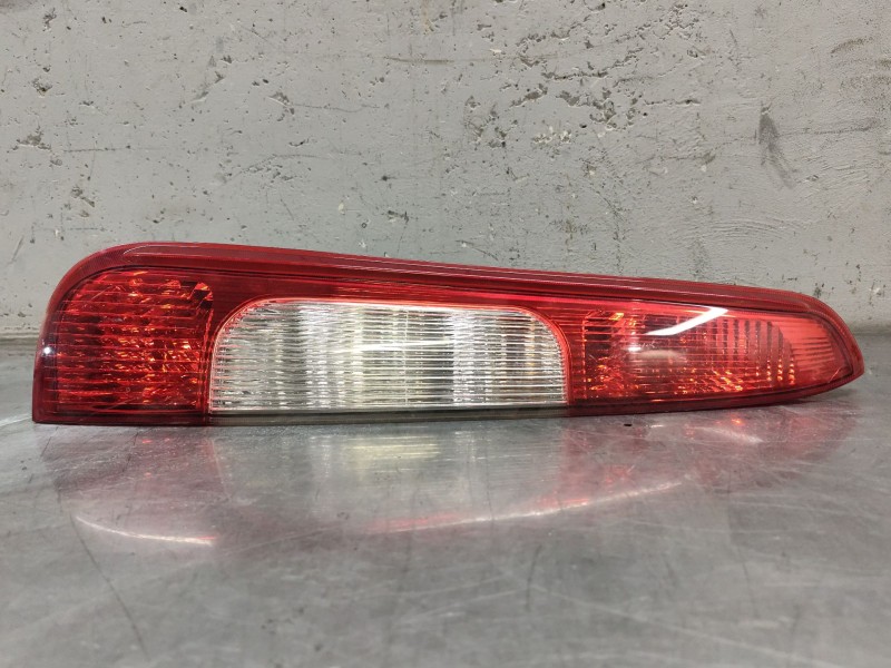 Recambio de piloto trasero izquierdo para ford focus c-max (cap) ambiente (d) referencia OEM IAM   