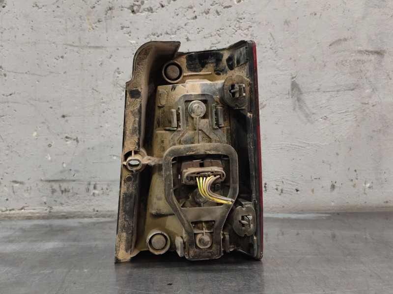 Recambio de piloto trasero izquierdo para citroën berlingo 1.9 d x plus familiar referencia OEM IAM   