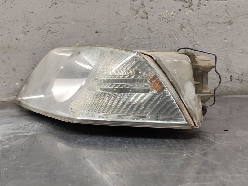 Recambio de faro izquierdo para skoda octavia ii combi (1z5) 2.0 tdi 4x4 referencia OEM IAM   