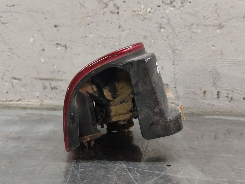 Recambio de piloto trasero derecho para peugeot partner (s1) combispace referencia OEM IAM   