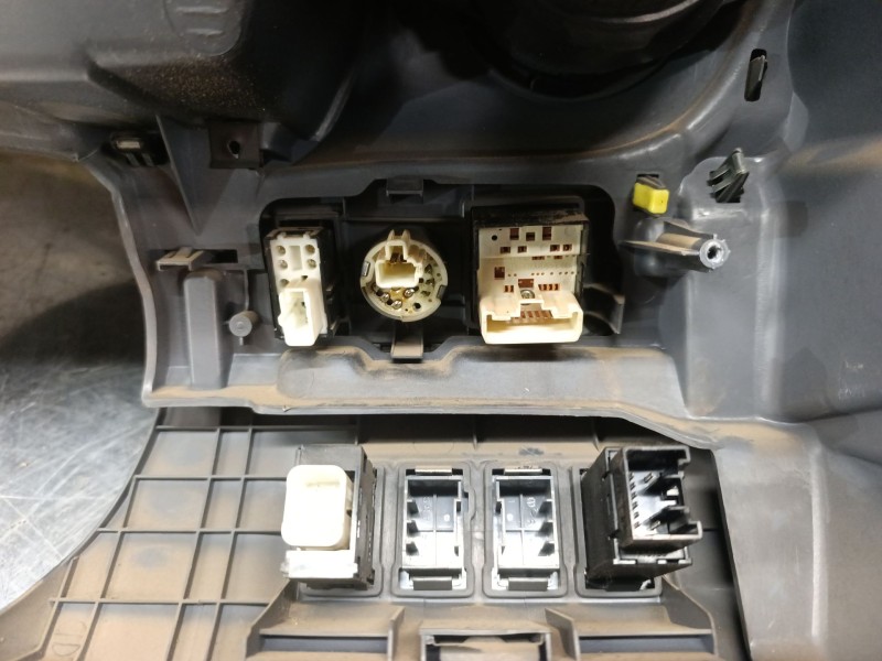 Recambio de salpicadero para toyota rav 4 ii (_a2_) 2.0 4wd (aca21, aca20) referencia OEM IAM   