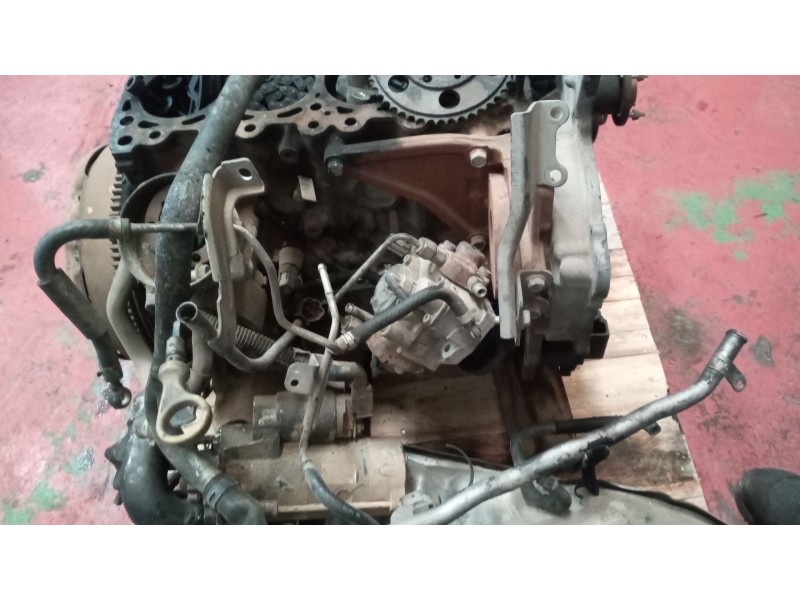 Recambio de despiece motor para nissan cabstar 09.06 2.5 diesel referencia OEM IAM YD25  