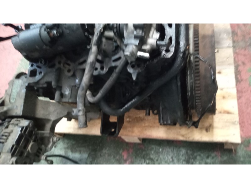 Recambio de despiece motor para nissan cabstar 09.06 2.5 diesel referencia OEM IAM YD25  