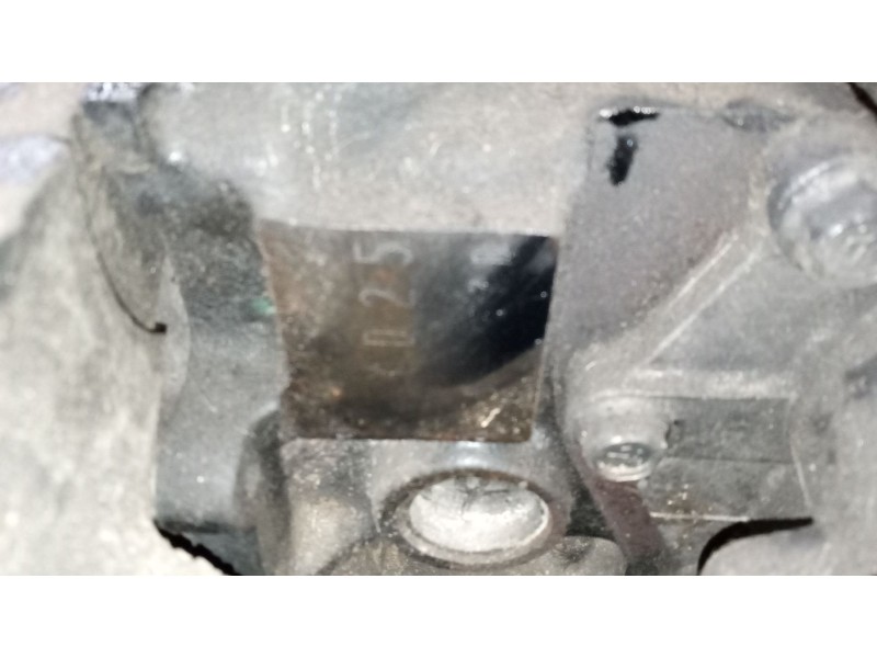 Recambio de despiece motor para nissan cabstar 09.06 2.5 diesel referencia OEM IAM YD25  