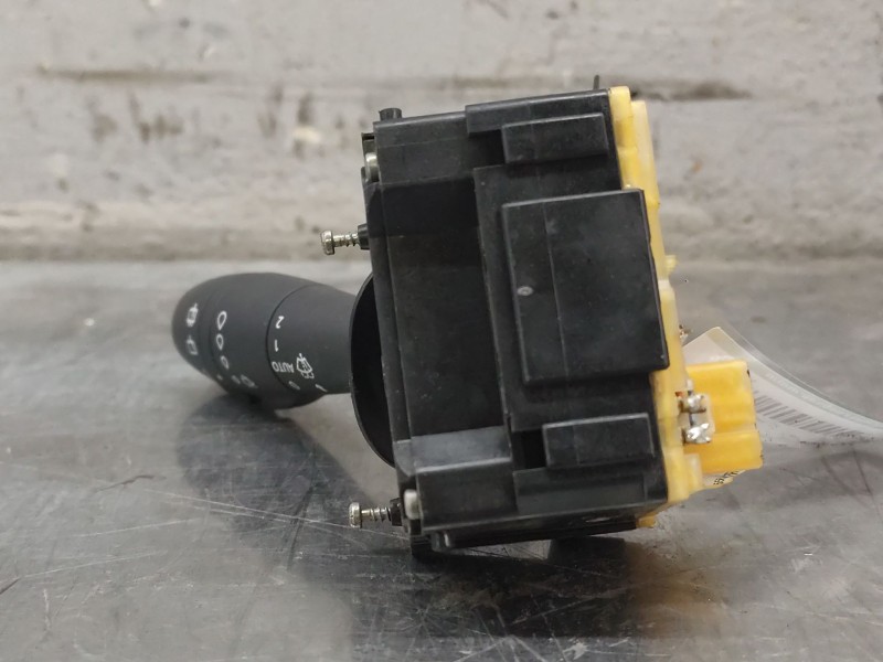 Recambio de mando limpia para renault clio iv (bh_) 0.9 tce 90 referencia OEM IAM 10670323  