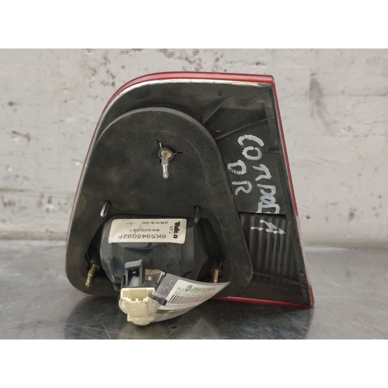 Recambio de piloto trasero derecho para seat cordoba berlina (6k2) sport referencia OEM IAM 945092F  