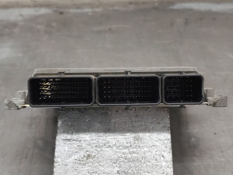 Recambio de centralita motor uce para renault clio iv (bh_) 0.9 tce 90 referencia OEM IAM 237102928R  