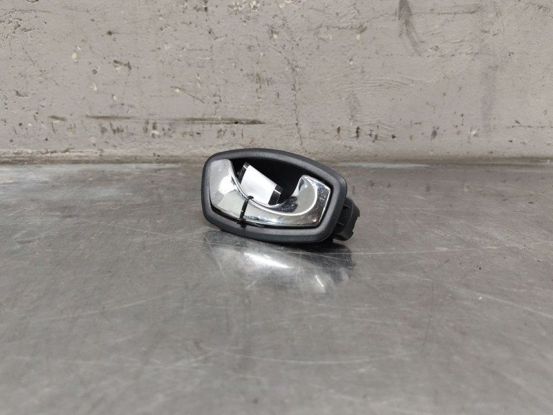 Recambio de maneta interior trasera derecha para renault clio iv (bh_) 0.9 tce 90 referencia OEM IAM   