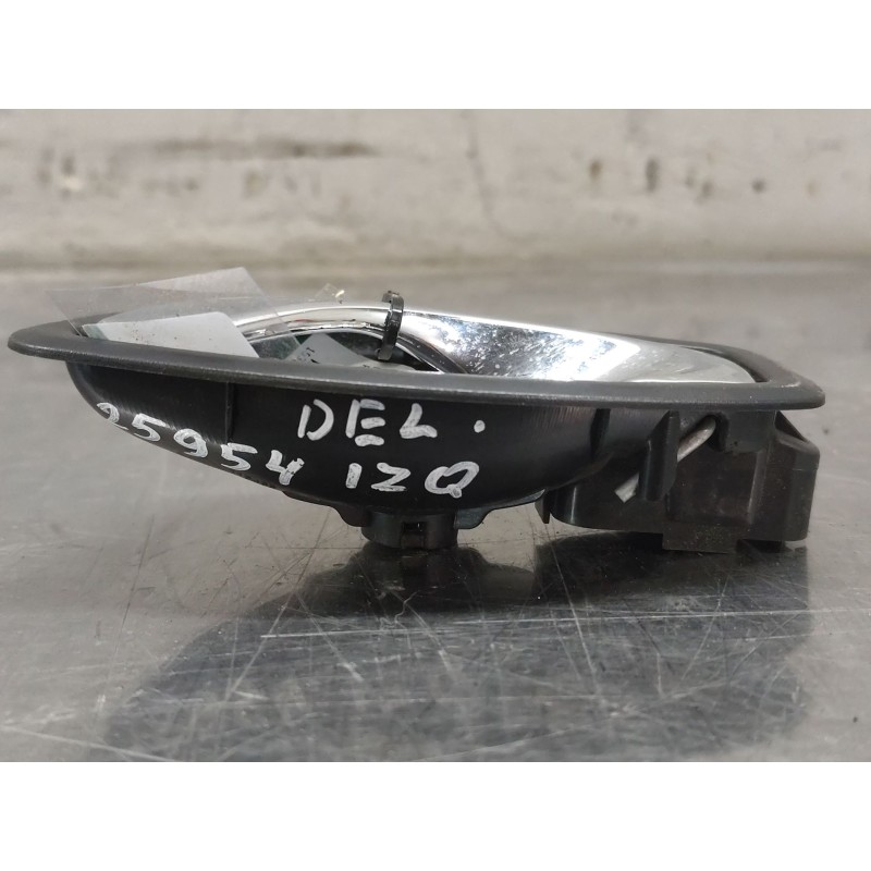 Recambio de maneta interior delantera izquierda para renault clio iv (bh_) 0.9 tce 90 referencia OEM IAM   