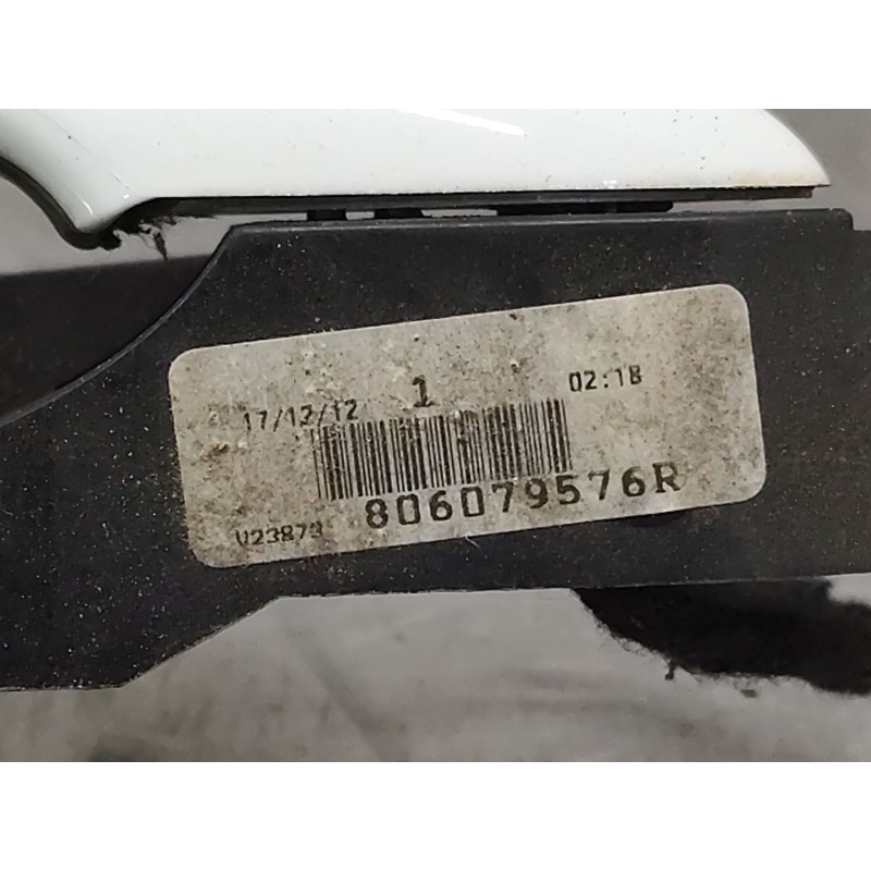 Recambio de maneta exterior delantera derecha para renault clio iv (bh_) 0.9 tce 90 referencia OEM IAM   