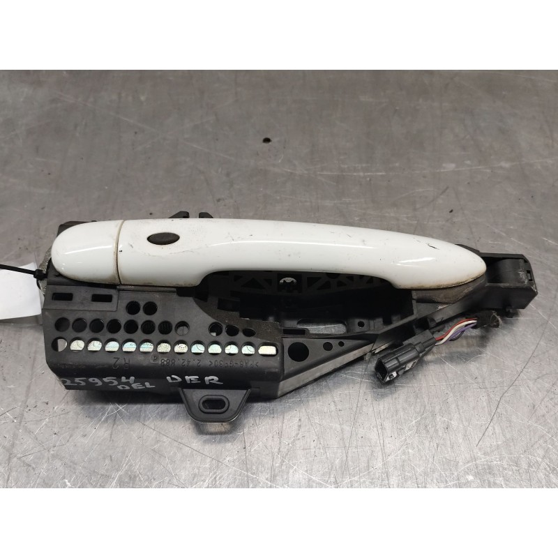 Recambio de maneta exterior delantera derecha para renault clio iv (bh_) 0.9 tce 90 referencia OEM IAM   