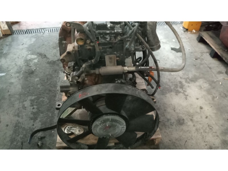 Recambio de motor completo para iveco andecar iv 3 referencia OEM IAM F4AE0681B  