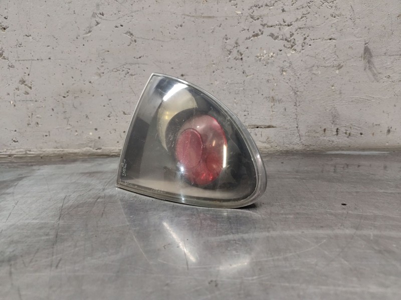 Recambio de piloto trasero derecho para seat leon (1m1) referencia OEM IAM   