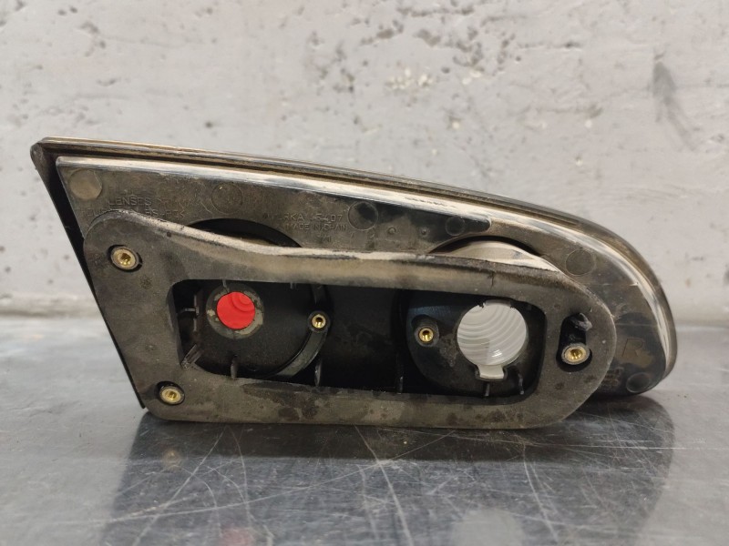 Recambio de piloto trasero derecho interior para seat ibiza iii (6l1) 1.9 tdi referencia OEM IAM   