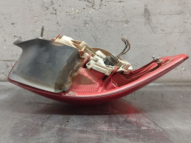 Recambio de piloto trasero derecho para audi a3 (8p) 1.9 tdi ambiente referencia OEM IAM   