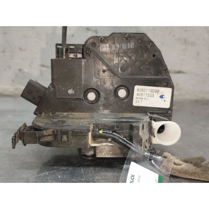 Recambio de cerradura puerta delantera izquierda para renault clio iv (bh_) 0.9 tce 90 referencia OEM IAM 805011929R  