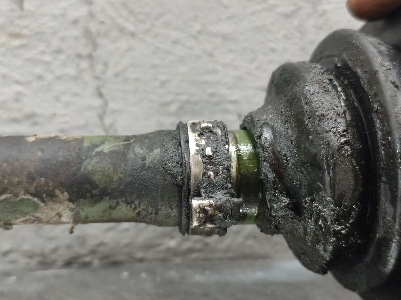 Recambio de transmision delantera izquierda para kia cerato i hatchback (ld) 2.0 crdi referencia OEM IAM   