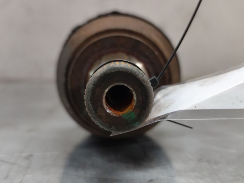 Recambio de transmision delantera derecha para ford focus c-max (cap) ambiente (d) referencia OEM IAM P30681127  